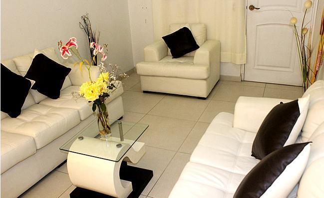 Hostal Universal Huaraz Екстер'єр фото